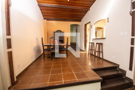 Sala de casa de condomínio para alugar com 3 quartos, 237m² em Freguesia (jacarepaguá), Rio de Janeiro