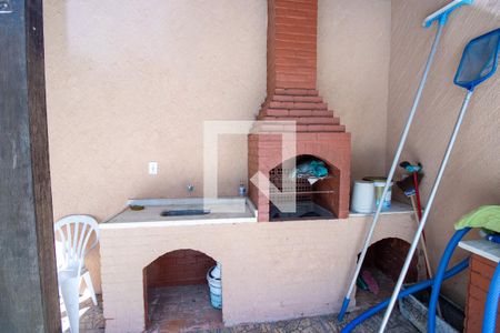 Casa de condomínio para alugar com 237m², 3 quartos e 5 vagas Casa de condomínio para alugar com 237m², 3 quartos e 5 vagasChurrasqueira