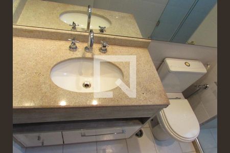 Apartamento à venda com 191m², 3 quartos e 3 vagasBanheiro 2 da Suíte Master