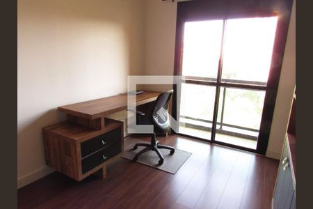 Apartamento à venda com 191m², 3 quartos e 3 vagasEscritório