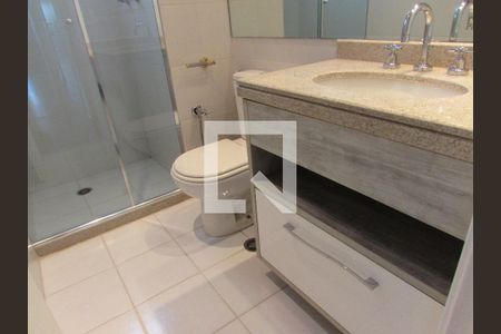 Apartamento à venda com 191m², 3 quartos e 3 vagasBanheiro da Suíte