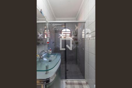 Casa à venda com 800m², 3 quartos e 4 vagas Casa à venda com 800m², 3 quartos e 4 vagasBanheiro Suíte