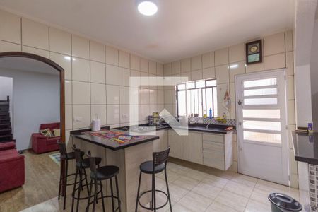 Casa à venda com 800m², 3 quartos e 4 vagas Casa à venda com 800m², 3 quartos e 4 vagasCozinha