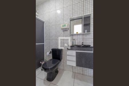 Casa à venda com 800m², 3 quartos e 4 vagas Casa à venda com 800m², 3 quartos e 4 vagasBanheiro Externo