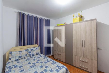 Casa à venda com 800m², 3 quartos e 4 vagas Casa à venda com 800m², 3 quartos e 4 vagasQuarto 2