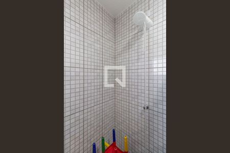 Casa à venda com 800m², 3 quartos e 4 vagas Casa à venda com 800m², 3 quartos e 4 vagasBanheiro Externo