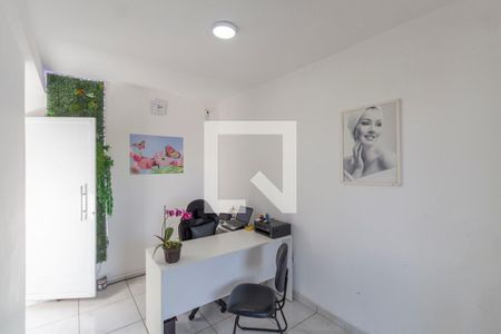 Casa à venda com 800m², 3 quartos e 4 vagas Casa à venda com 800m², 3 quartos e 4 vagasÁrea externa - Salão