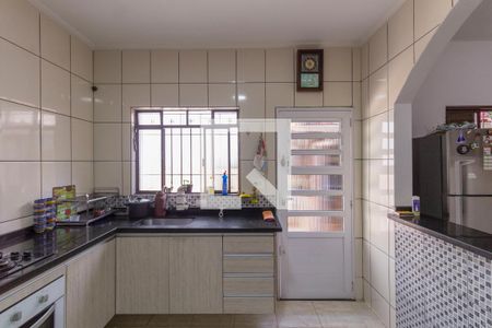 Casa à venda com 800m², 3 quartos e 4 vagas Casa à venda com 800m², 3 quartos e 4 vagasCozinha