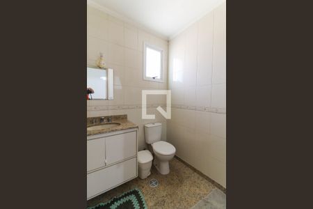 Casa de condomínio à venda com 135m², 4 quartos e 4 vagas Casa de condomínio à venda com 135m², 4 quartos e 4 vagasBanheiro Da Suíte 2