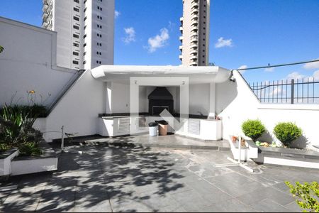 Apartamento à venda com 130m², 3 quartos e 2 vagasChurrasqueira