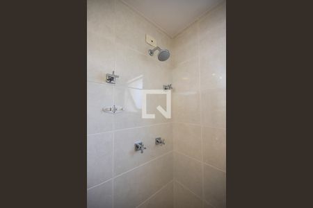 Apartamento à venda com 130m², 3 quartos e 2 vagasChuveiro do Banheiro