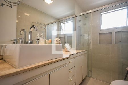 Apartamento à venda com 130m², 3 quartos e 2 vagasBanheiro