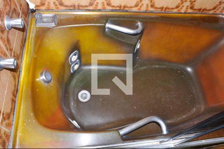 Casa à venda com 303m², 6 quartos e 5 vagasSuíte - Quarto 01