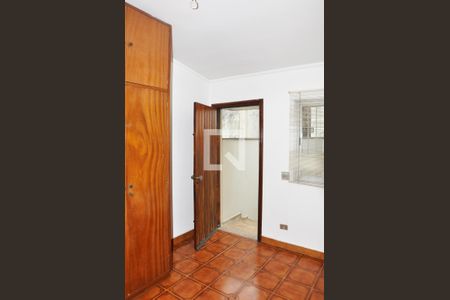 Casa à venda com 303m², 6 quartos e 5 vagasEdícula - Quarto