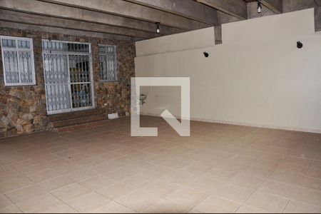 Casa à venda com 303m², 6 quartos e 5 vagasGaragem