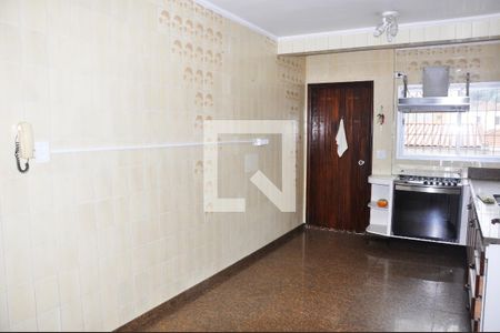 Casa à venda com 303m², 6 quartos e 5 vagasCozinha