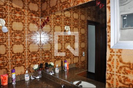 Casa à venda com 303m², 6 quartos e 5 vagasSuíte - Quarto 01