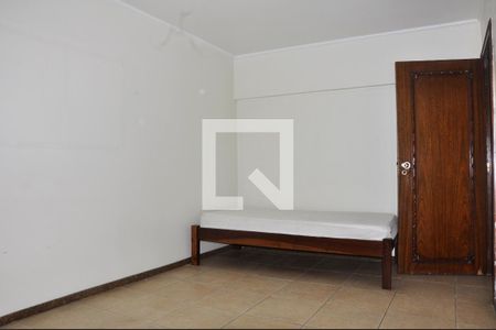 Casa à venda com 303m², 6 quartos e 5 vagasQuarto 04