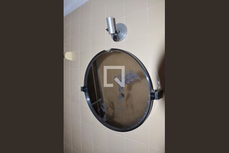 Casa à venda com 303m², 6 quartos e 5 vagasBanheiro Social