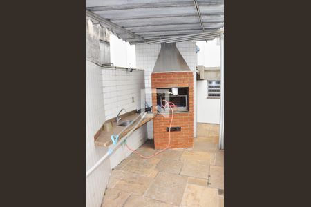 Casa à venda com 303m², 6 quartos e 5 vagasQuintal com Piscina e Churrasqueira