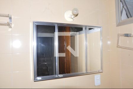 Casa à venda com 303m², 6 quartos e 5 vagasBanheiro Social 2