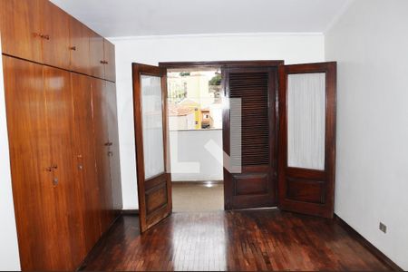 Casa à venda com 303m², 6 quartos e 5 vagasQuarto 01 - Suíte e Closet