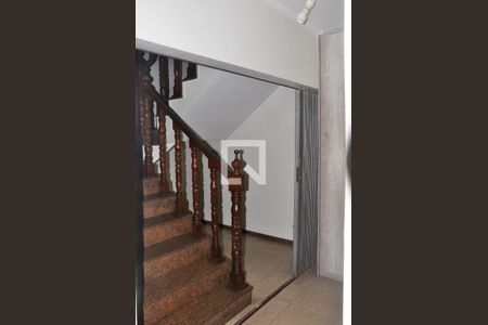 Casa à venda com 303m², 6 quartos e 5 vagasQuarto 05