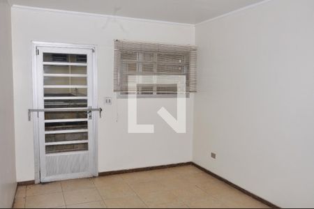 Casa à venda com 303m², 6 quartos e 5 vagasQuarto 05