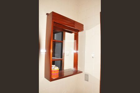 Casa à venda com 303m², 6 quartos e 5 vagasEdícula - Banheiro