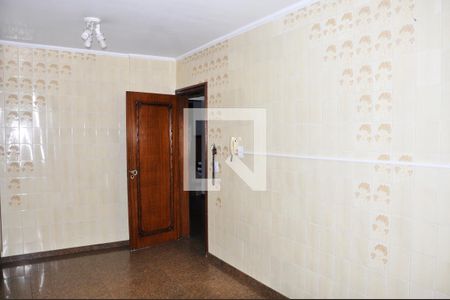 Casa à venda com 303m², 6 quartos e 5 vagasCozinha