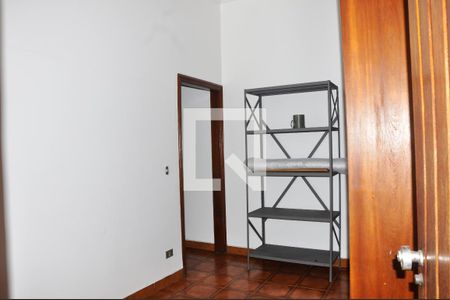 Casa à venda com 303m², 6 quartos e 5 vagasEdícula - Quarto