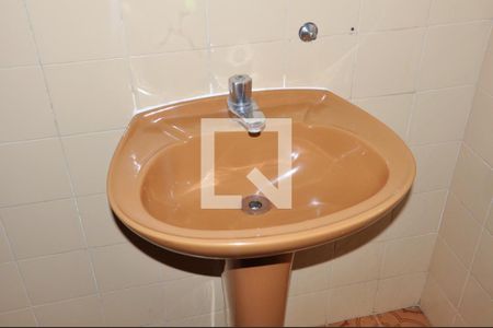 Casa à venda com 303m², 6 quartos e 5 vagasBanheiro Social 2