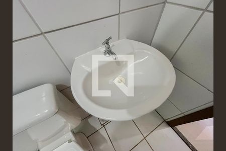 Apartamento para alugar com 48m², 2 quartos e 1 vaga Apartamento para alugar com 48m², 2 quartos e 1 vagaBanheiro