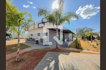 Apartamento para alugar com 48m², 2 quartos e 1 vaga Apartamento para alugar com 48m², 2 quartos e 1 vagaÁrea comum - Salão de festas