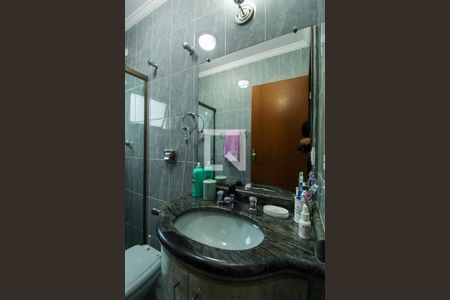 Casa à venda com 280m², 4 quartos e 7 vagasBanheiro da Suíte 3