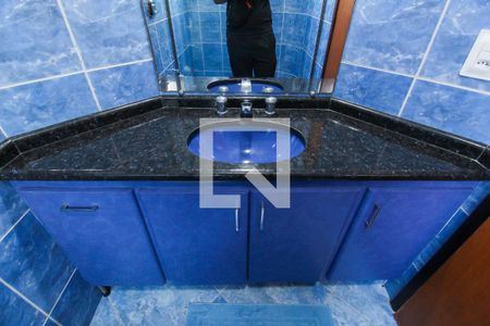 Casa à venda com 280m², 4 quartos e 7 vagasBanheiro da Suíte 1