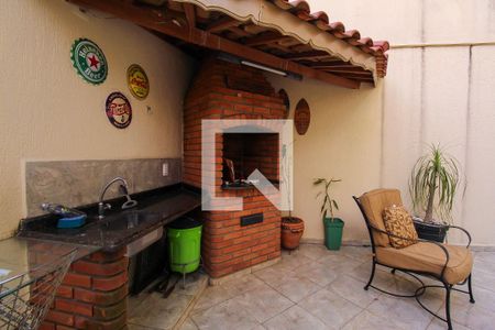 Casa à venda com 280m², 4 quartos e 7 vagasChurrasqueira