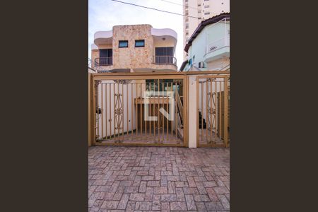 Casa à venda com 280m², 4 quartos e 7 vagasFachada