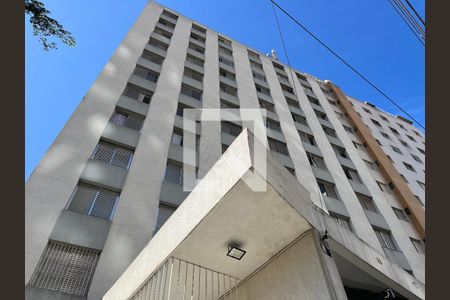 Apartamento à venda com 70m², 2 quartos e 1 vagaFachada