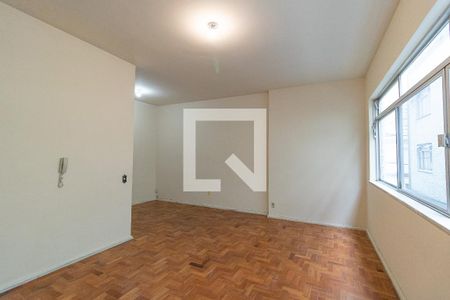 Sala de casa de condomínio para alugar com 3 quartos, 240m² em Rio Comprido, Rio de Janeiro
