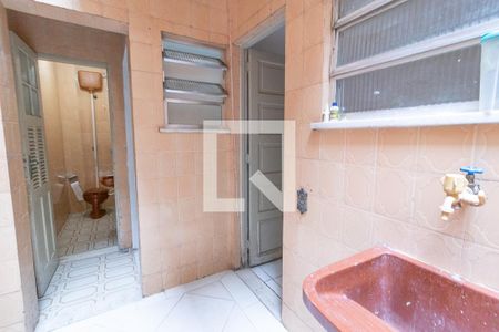 Casa de condomínio para alugar com 240m², 3 quartos e 3 vagasÁrea de Serviço