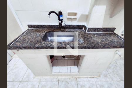 Apartamento à venda com 64m², 2 quartos e sem vagaCozinha 