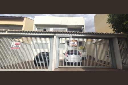 Apartamento para alugar com 110m², 3 quartos e 1 vaga Apartamento para alugar com 110m², 3 quartos e 1 vagaFachada