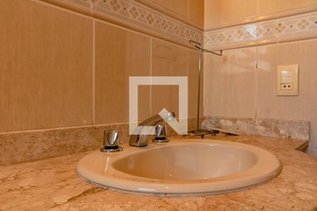 Apartamento à venda com 80m², 3 quartos e 2 vagasBanheiro Social
