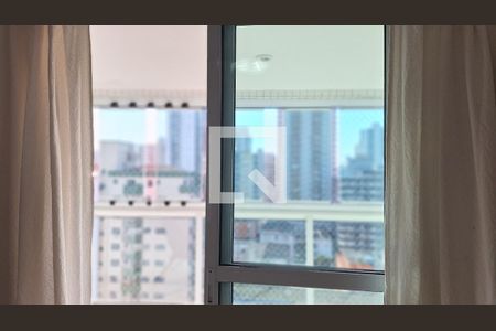 vista da sala de apartamento para alugar com 3 quartos, 163m² em Vila Tupi, Praia Grande