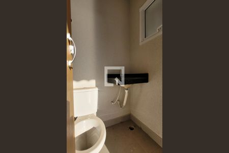 Apartamento à venda com 114m², 2 quartos e 1 vaga Apartamento à venda com 114m², 2 quartos e 1 vagaBanheiro 2