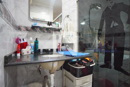 Casa à venda com 329m², 5 quartos e 4 vagasBanheiro da Suíte