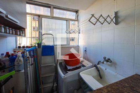 Apartamento à venda com 107m², 2 quartos e 1 vagaÁrea de Serviço