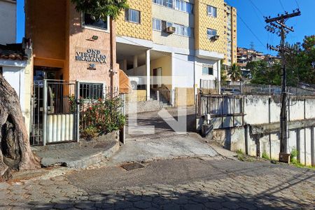 Apartamento à venda com 107m², 2 quartos e 1 vagaÁrea comum