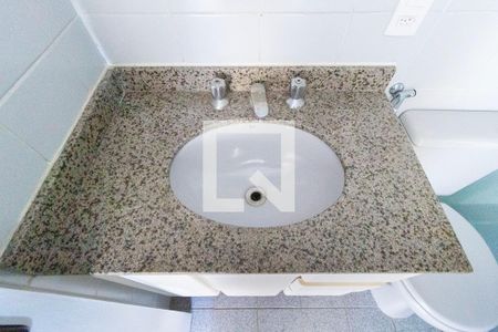 Apartamento à venda com 50m², 2 quartos e 1 vaga Apartamento à venda com 50m², 2 quartos e 1 vagaDetalhe Banheiro - Social